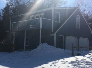 8 Arrowhead Dr, Brunswick, ME 04011