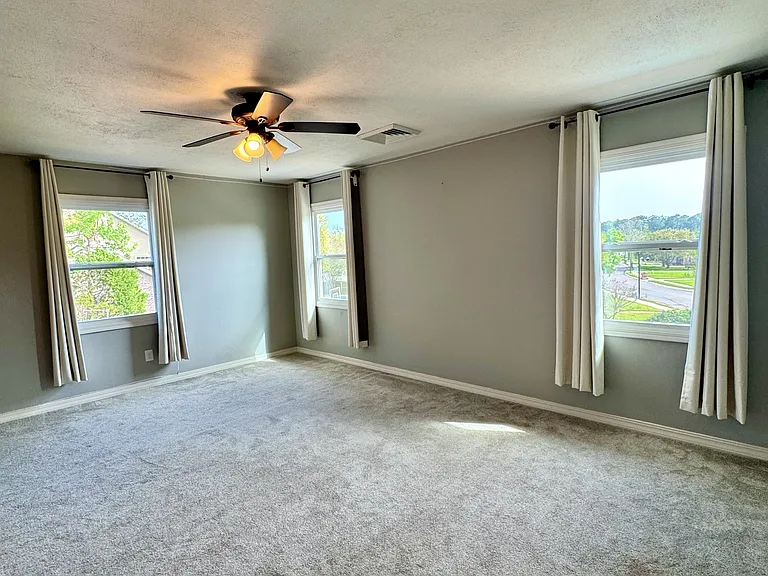 2729 Channel Pl — Photo 25