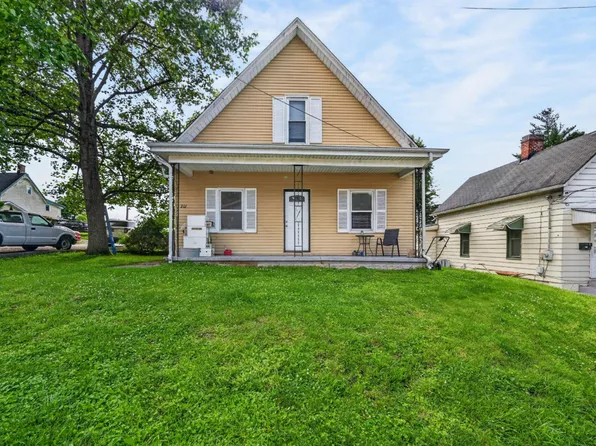 201 Walker Ave, Moores Hill, IN 47001