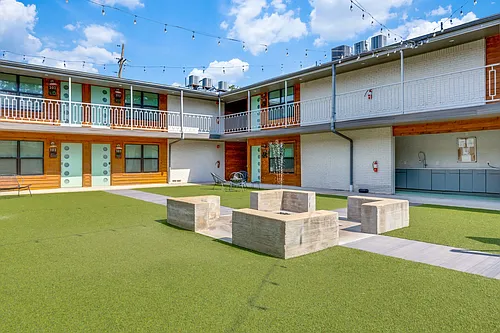 Royal Palms - Updated units on Gaston Ave | Close to Lakewood Shopping Center! Photo 1 Royal Palms - Updated units on Gaston Ave | Close to Lakewood Shopping Center! Photo 1