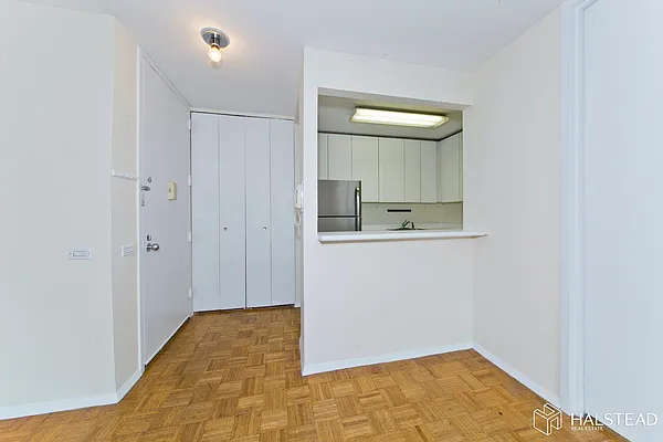 Rented by Halstead Real Estate | media 2