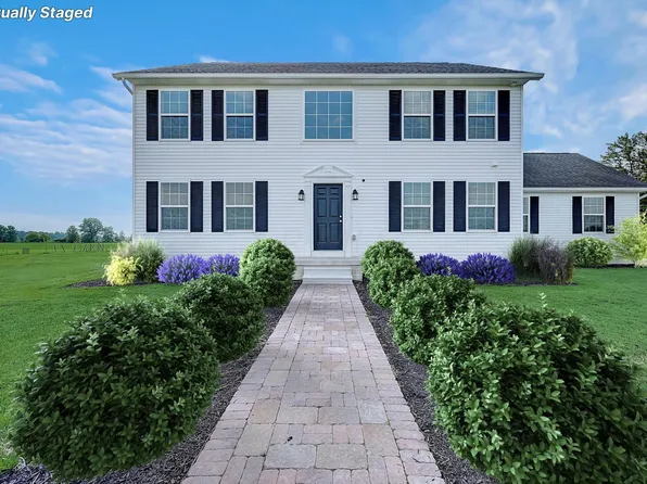 1158 Burnt Pond Rd, Ostrander, OH 43061