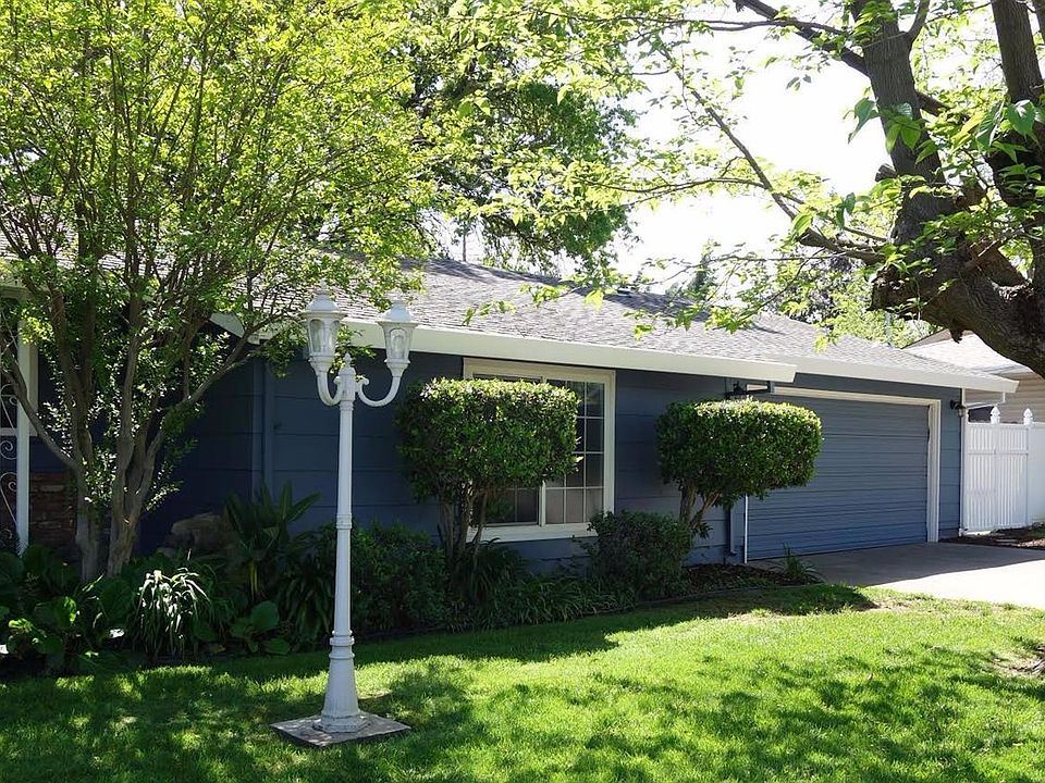 1st image of 3940 Hillcrest Ln