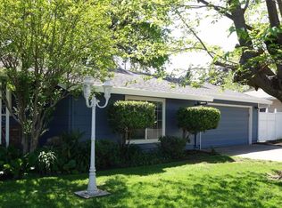 3940 Hillcrest Ln, Sacramento, CA 95821