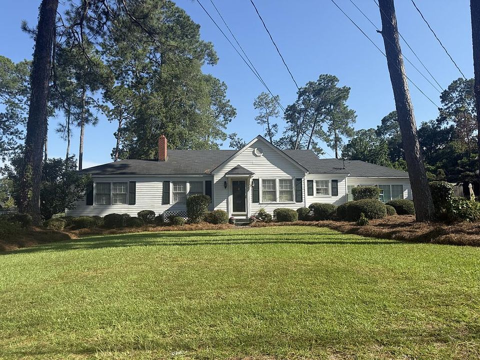 1st image of 446 E College Ave
