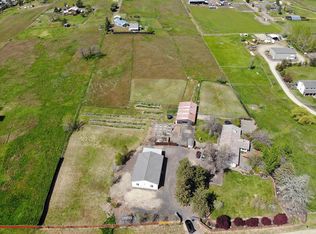 4670 Winnetka Rd, White City, OR 97503