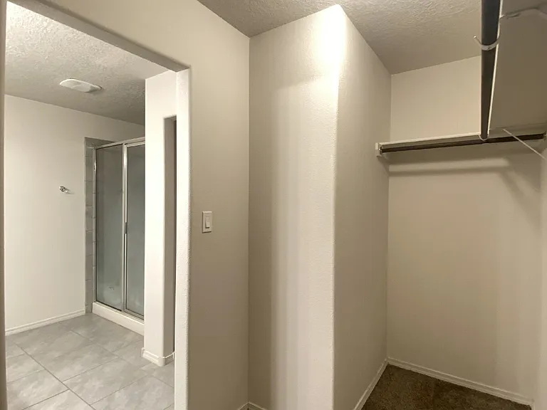 5845 Union Dr NE — Photo 15
