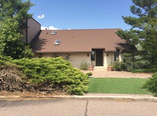 2190 Mesa Rd, Colorado Springs, CO 80904