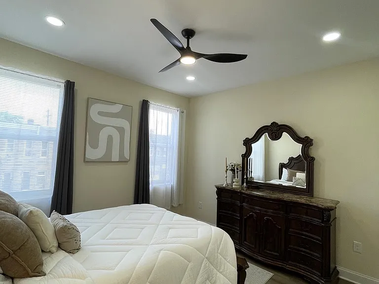 1516 N Patterson Park Ave — Photo 16