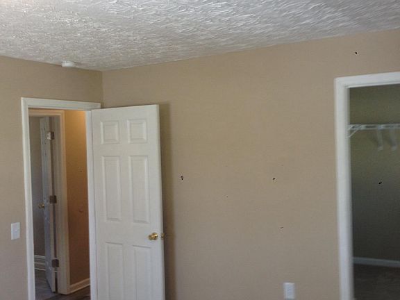 Bedrooms have new carpet