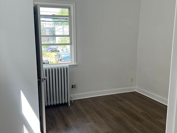 3rd image of 4028 E Roosevelt Blvd APT 1
