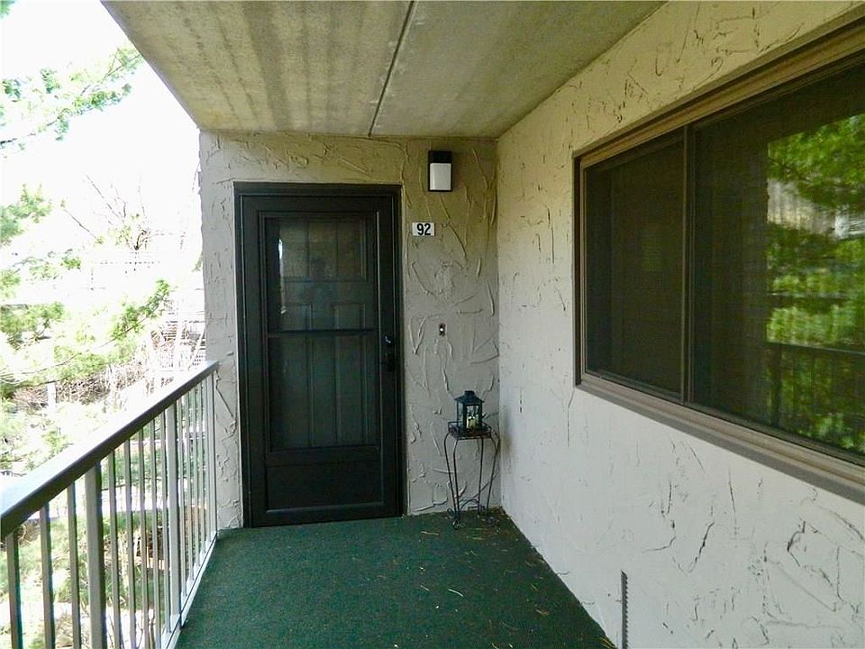 1st image of 92 Cliffside Dr