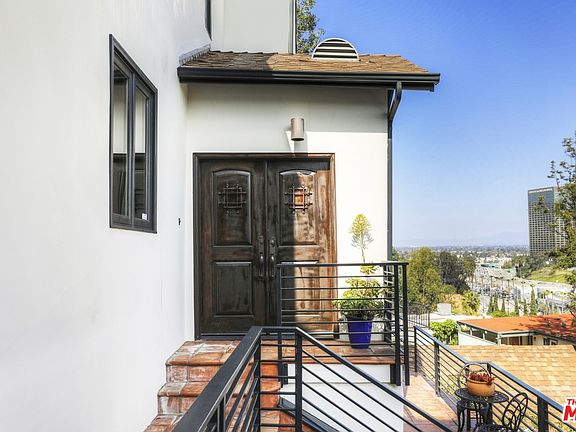 2nd image of 3449 Oak Glen Dr
