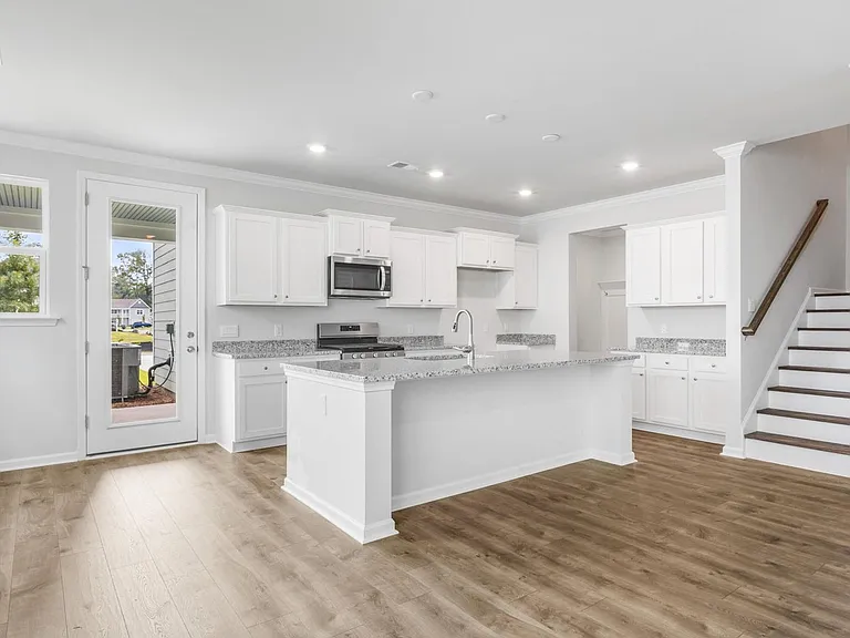 407 Oak View Way — Photo 4