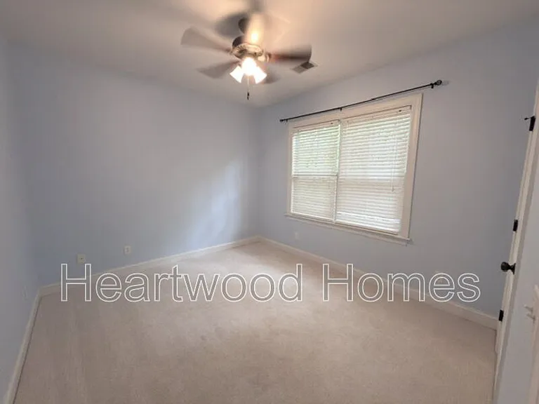 432 Jackson Ave — Photo 26