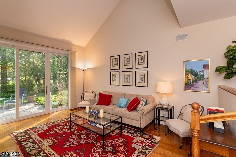 35 Sherwood Dr, Morristown, NJ 07960 Zillow
