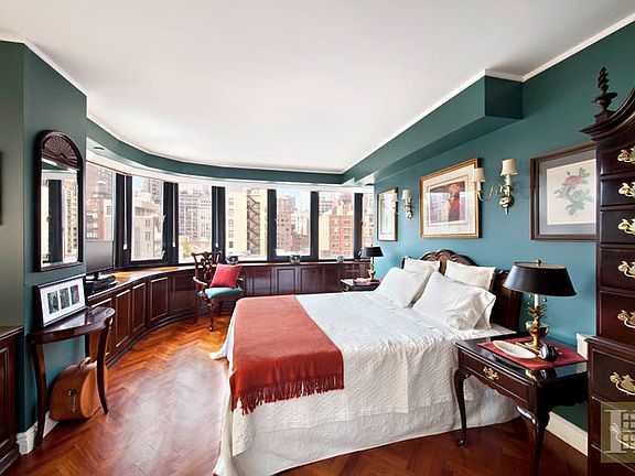 5th image of 159 E 30th St APT 10A