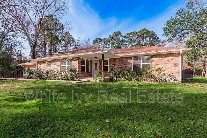 1022 Landing Way, Trinity, TX 75862 | Zillow