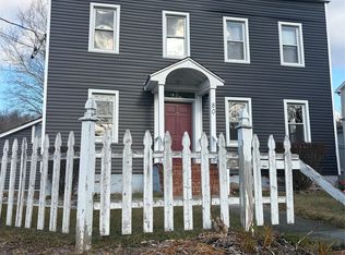 80 Old Glenham Rd, Fishkill, NY 12524