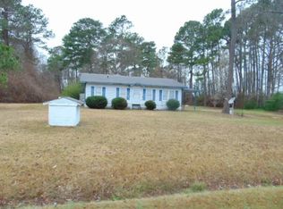 464 Thunder Swamp Rd, Mount Olive, NC 28365