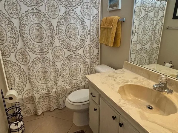 2515 NE 2nd Ct APT 202, Boynton Beach, FL 33435