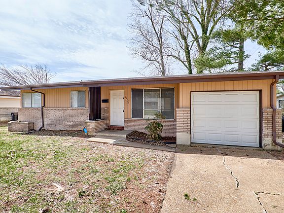 3rd image of 10725 Landseer Dr
