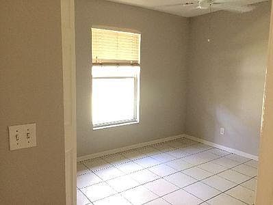 5th image of 5011 Hawthorn Woods Way