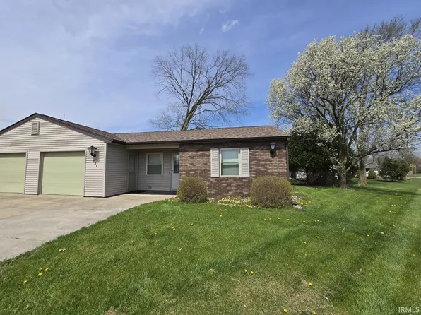 731 N Riley Rd, Kendallville, IN 46755