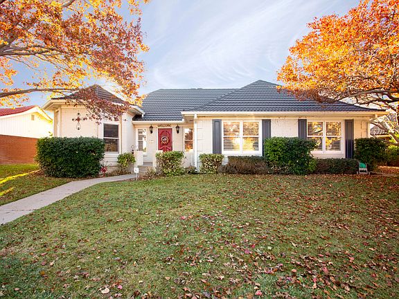 2nd image of 6813 Cloud Crest Dr