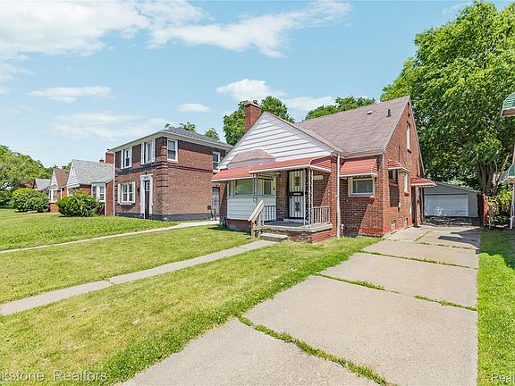 3rd image of 20214 Greeley St