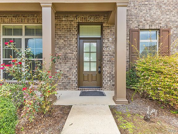 2nd image of 3712 Weston Pl