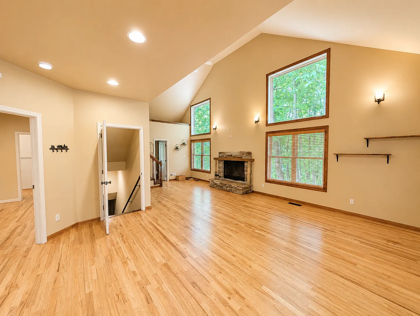 Secluded Mountain Home! — Photo 4