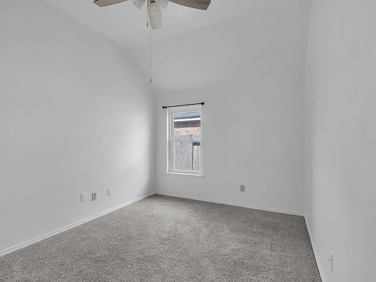 28223 Fantail Dr — Photo 16