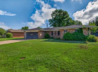520 S Barclay Ave, Dewey, OK 74029