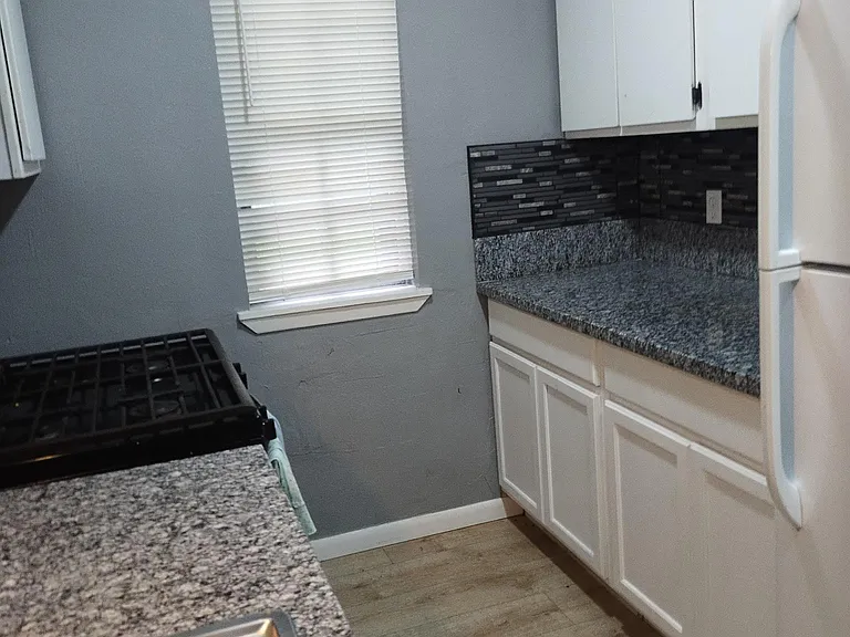 128 Moonlite Ln — Photo 5