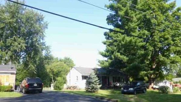 2nd image of 12167 Conrey Rd