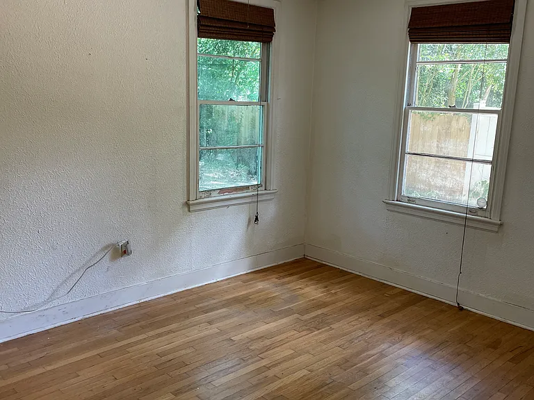 1530 Goldenrod Ave — Photo 4