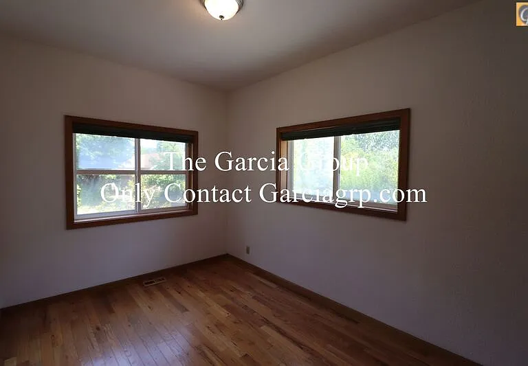 2532 N Watts St — Photo 17
