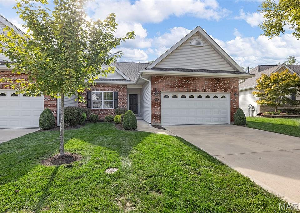 1st image of 409 Dames Park Dr