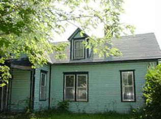 915 N Blaine St, Newton, KS 67114