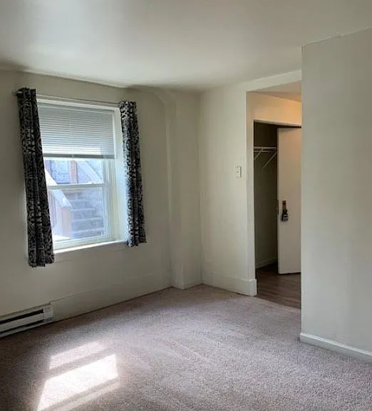 405 Monroe St — Photo 9