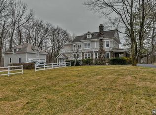 303 E Allendale Ave, Allendale, NJ 07401