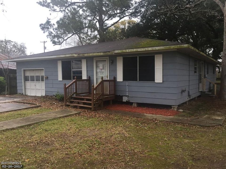 1st image of 711 S Avenue H