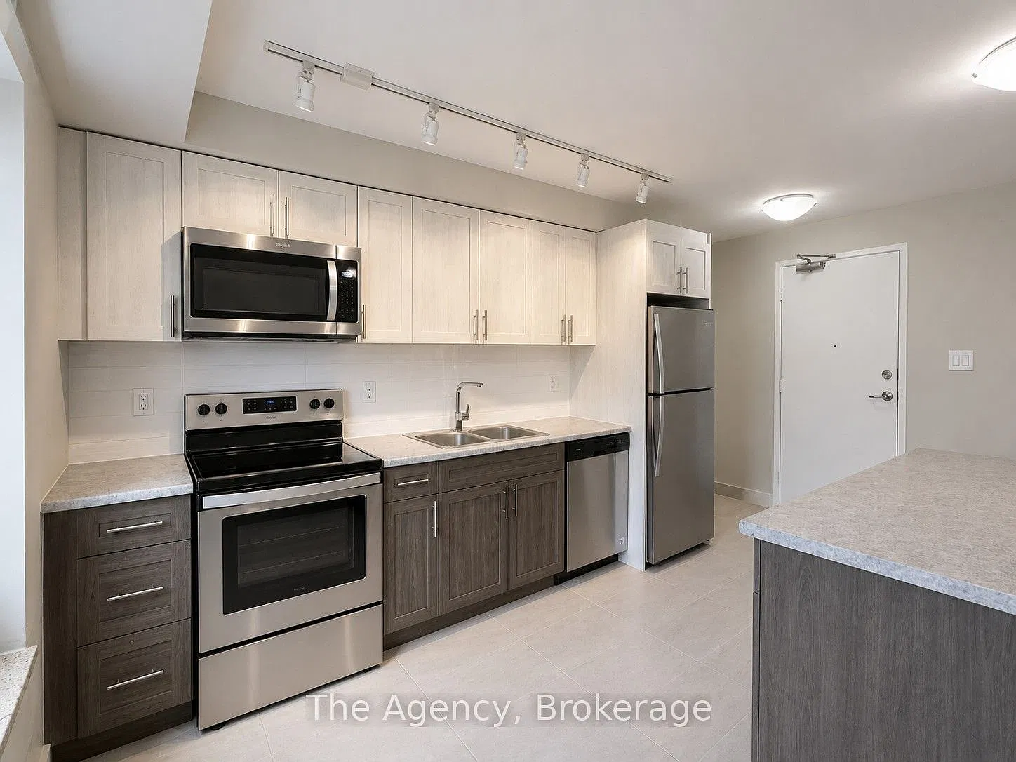 2 bed, $1,995 — Photo 3