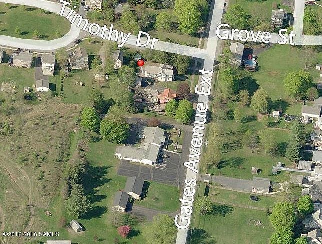 1st image of 17 Gates Ave