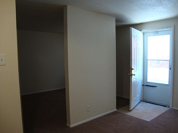4th image of 3637 Wisconsin Ave APT B