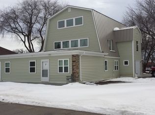 18 6th Ave SW APT 2, Le Mars, IA 51031