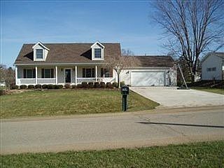 5th image of 1061 Blossom Ln