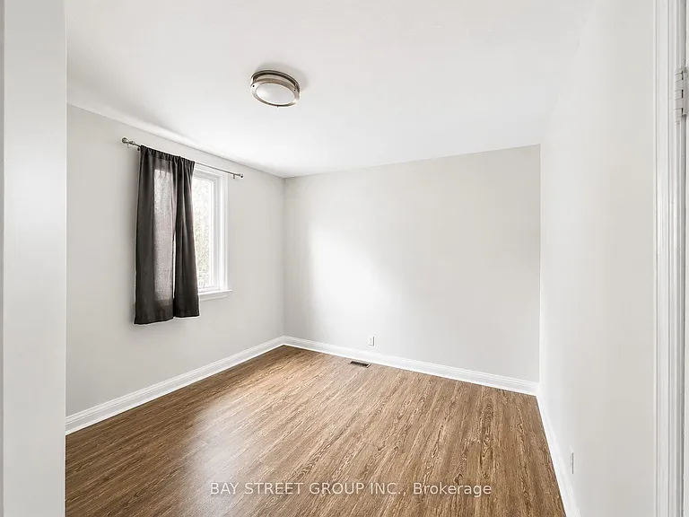 316 Willowdale Ave — Photo 10