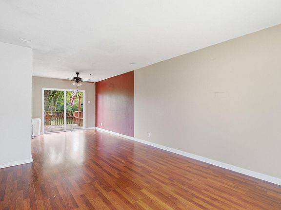 5th image of 2430 Seine Rd